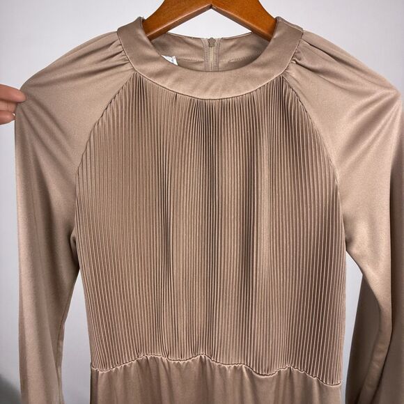 Vintage 70s Taupe Champagne Pleated Belted Midi Dress - Picture 9 of 9